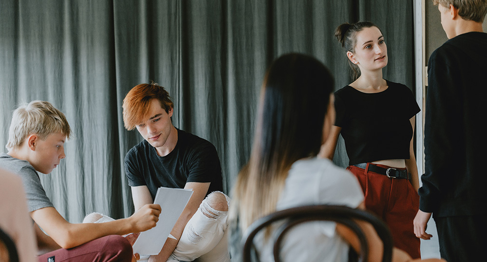 Theaterprojejt für junge Menschen